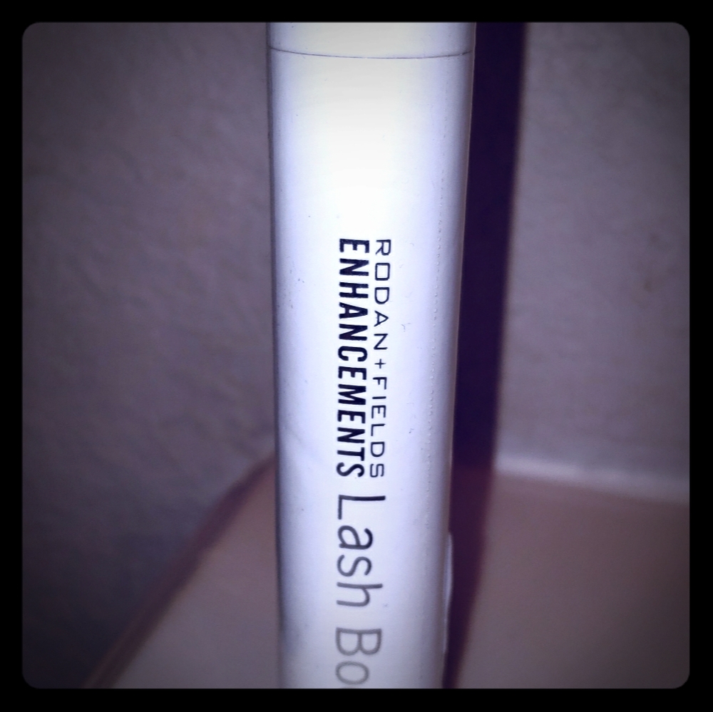 Authentic Lash Boost